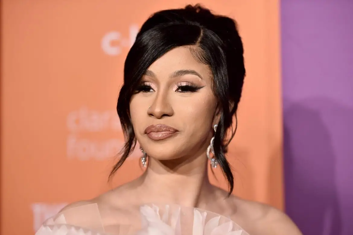 Cardi B Reveals Offset’s Fight For Their Family After She Filed For ...